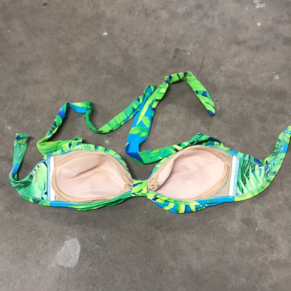 Swimsuit. Two piece. Size 10. Excellent condition. - Picture 7 of 12